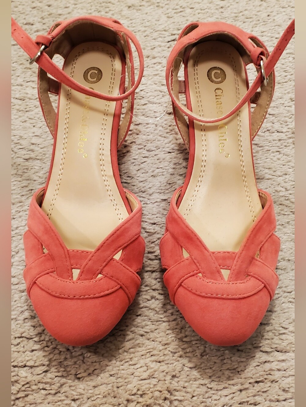 Chase + Chloe Retro Maryjane Heel. Size 7